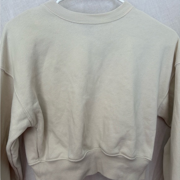 Wild Fable Cream White Cropped Sweatshirt Women’s XS Crew neck Pullover - Picture 2 of 8